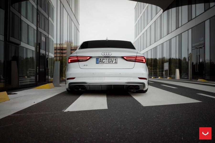 Audi S3 Sedan on Vossen Wheels (VFS10) 2017 года  (фото 6 из 52)
